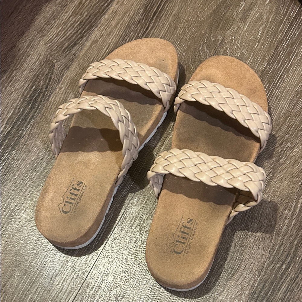 Woman’s Sandals